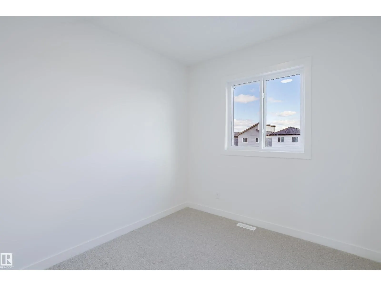 4105 67 ST