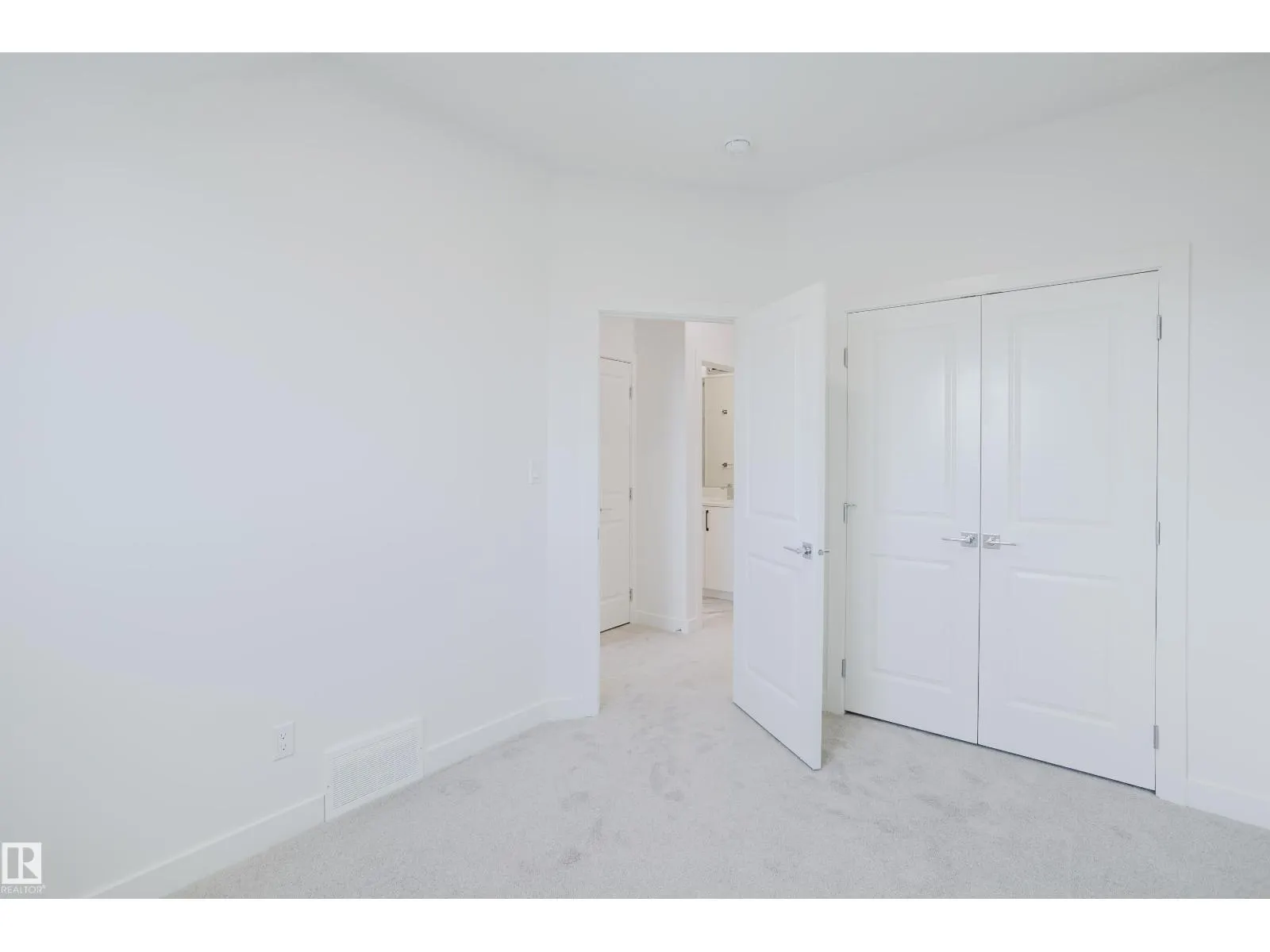 4105 67 ST