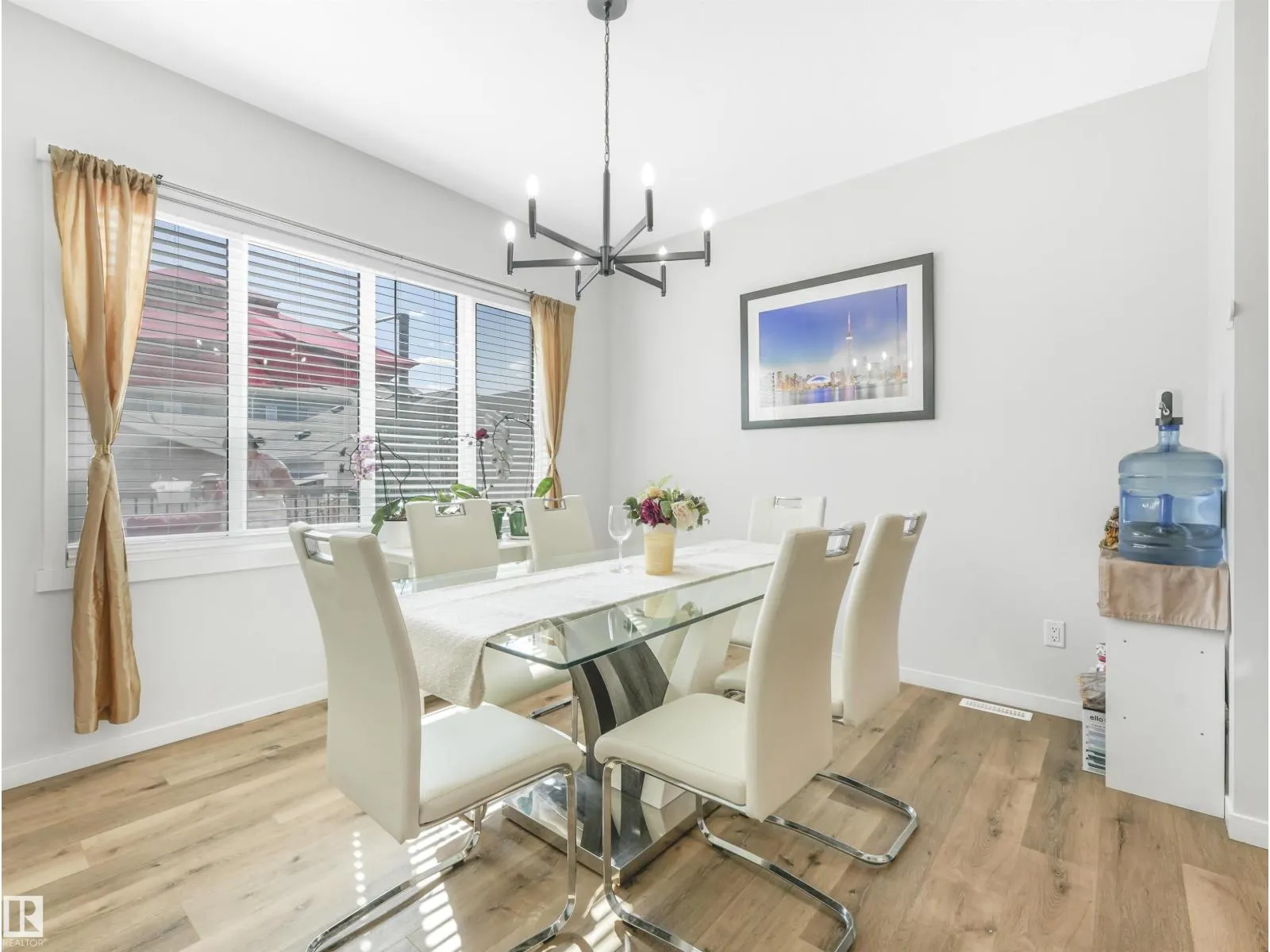 9311 226 ST NW