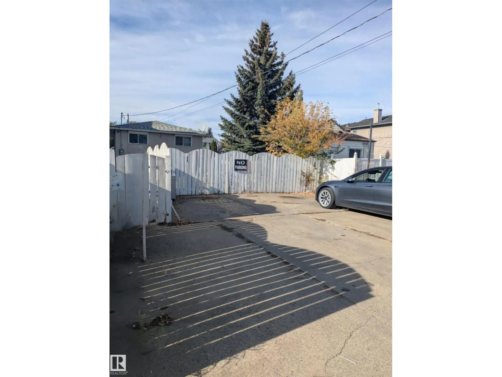 11523 82 ST NW
