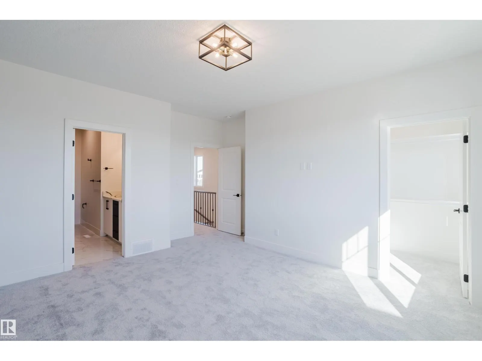 343 Munn WY