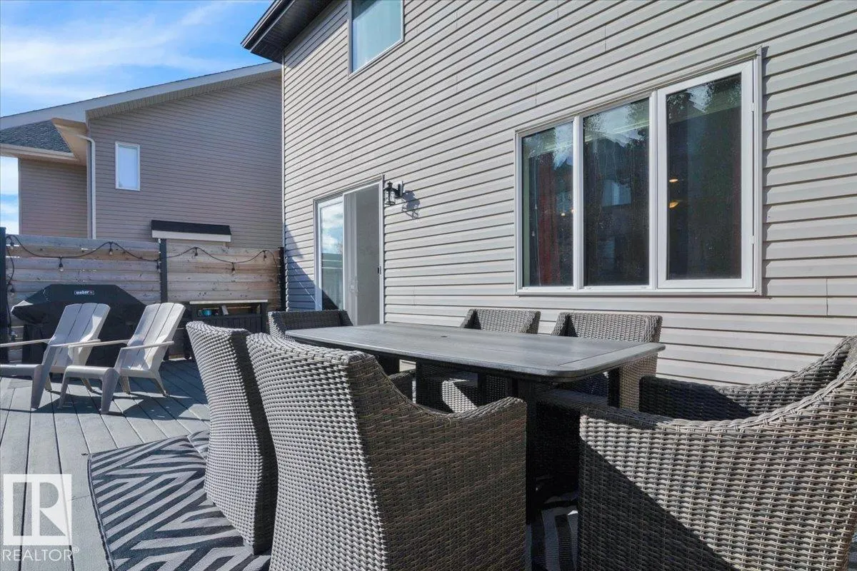 1035 158 ST SW