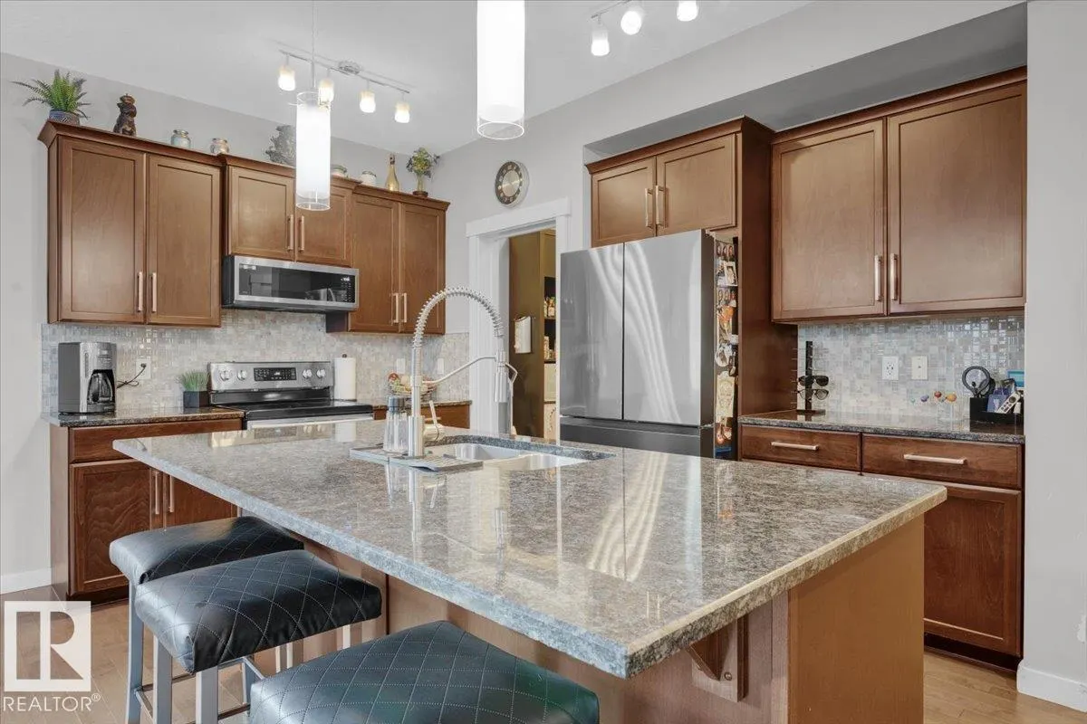 1035 158 ST SW
