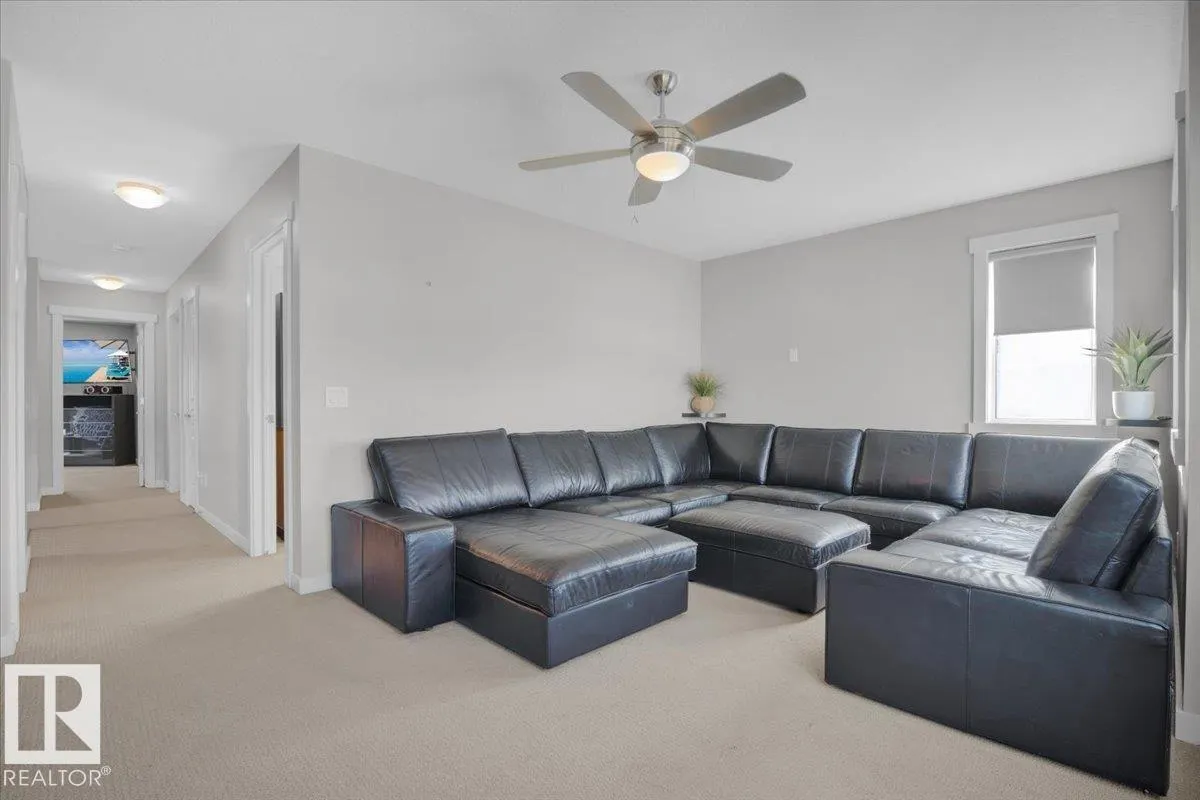1035 158 ST SW
