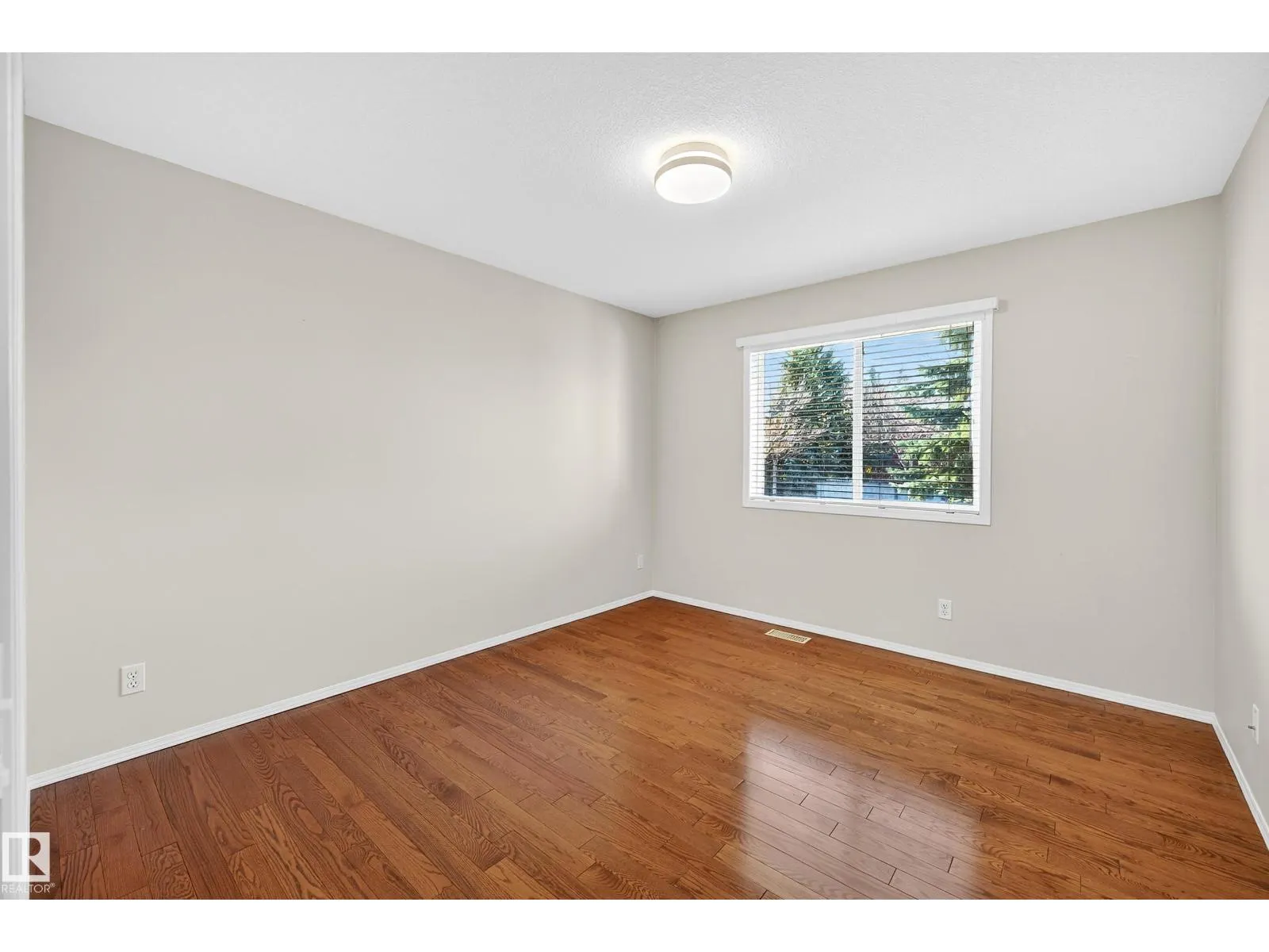 #4 9 DECHENE RD NW NW