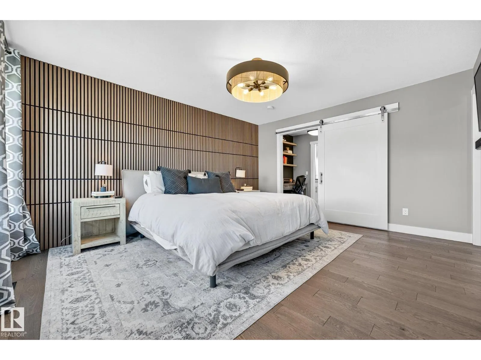 724 180 ST SW
