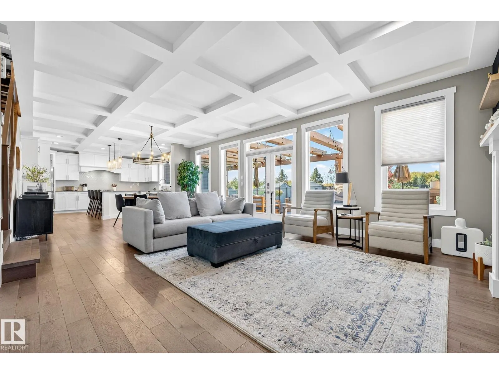 724 180 ST SW