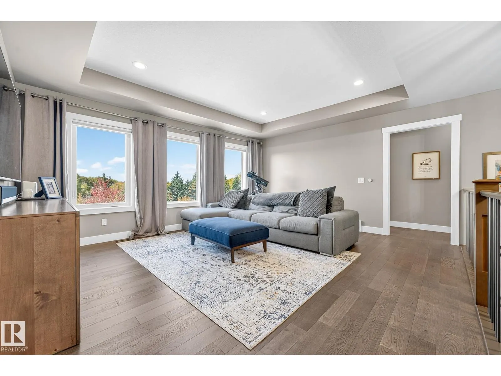 724 180 ST SW