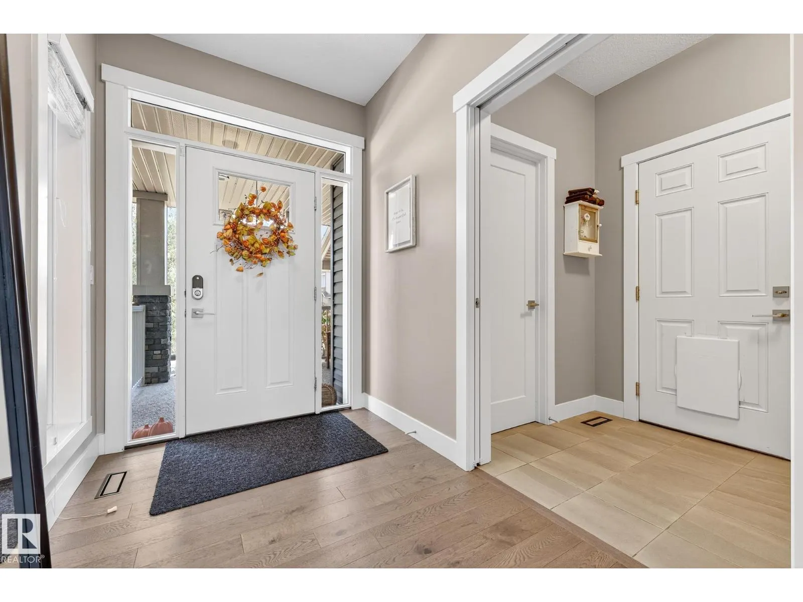 724 180 ST SW