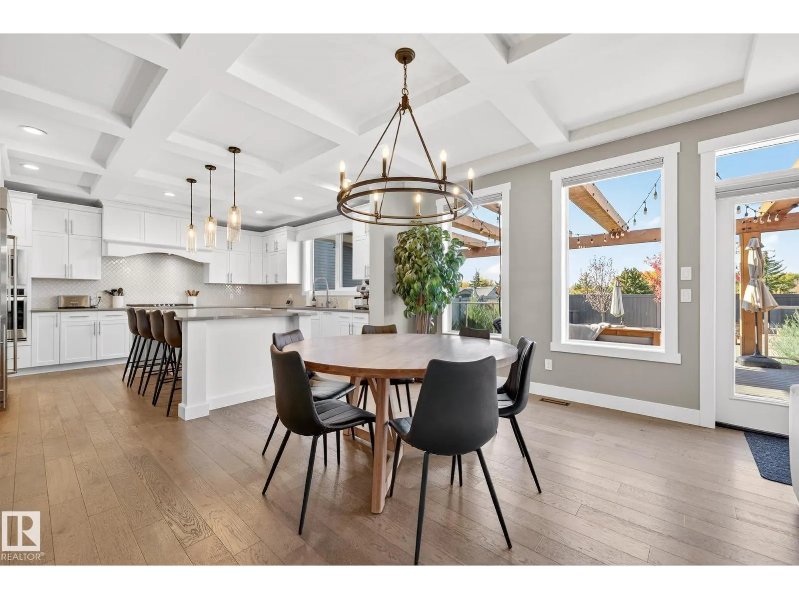 724 180 ST SW
