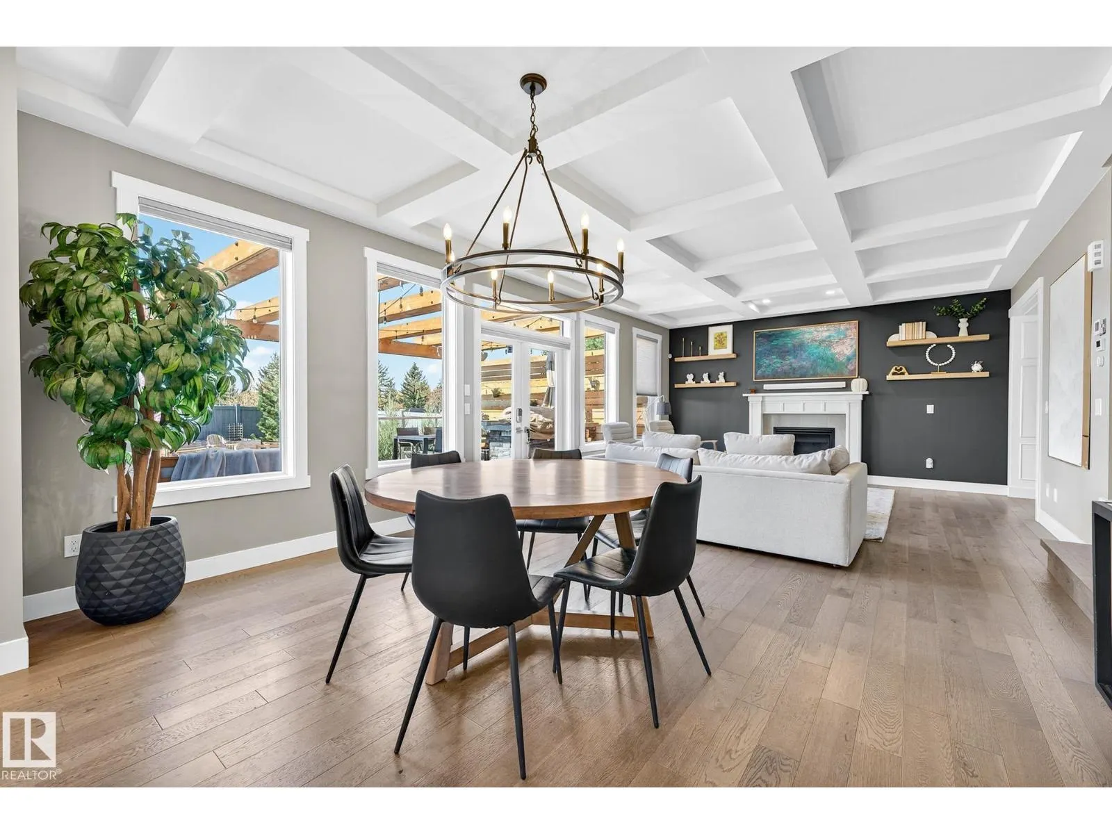 724 180 ST SW
