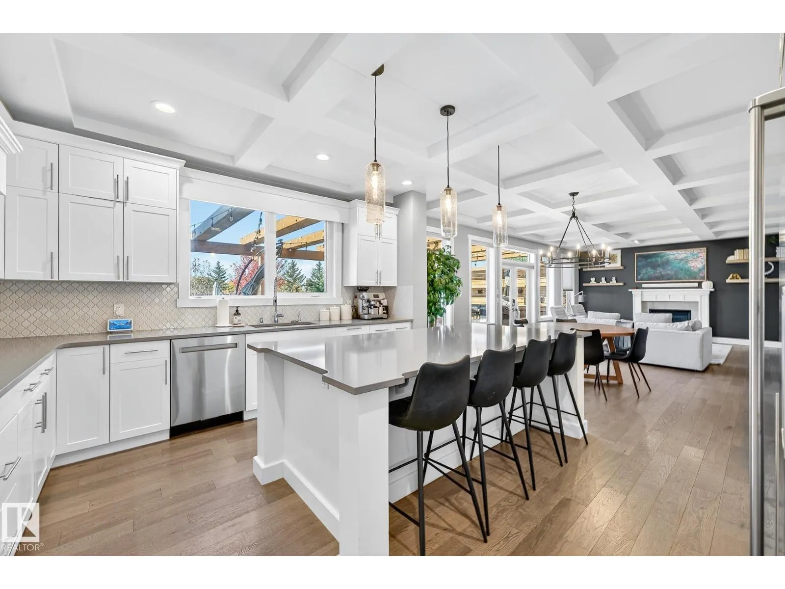 724 180 ST SW