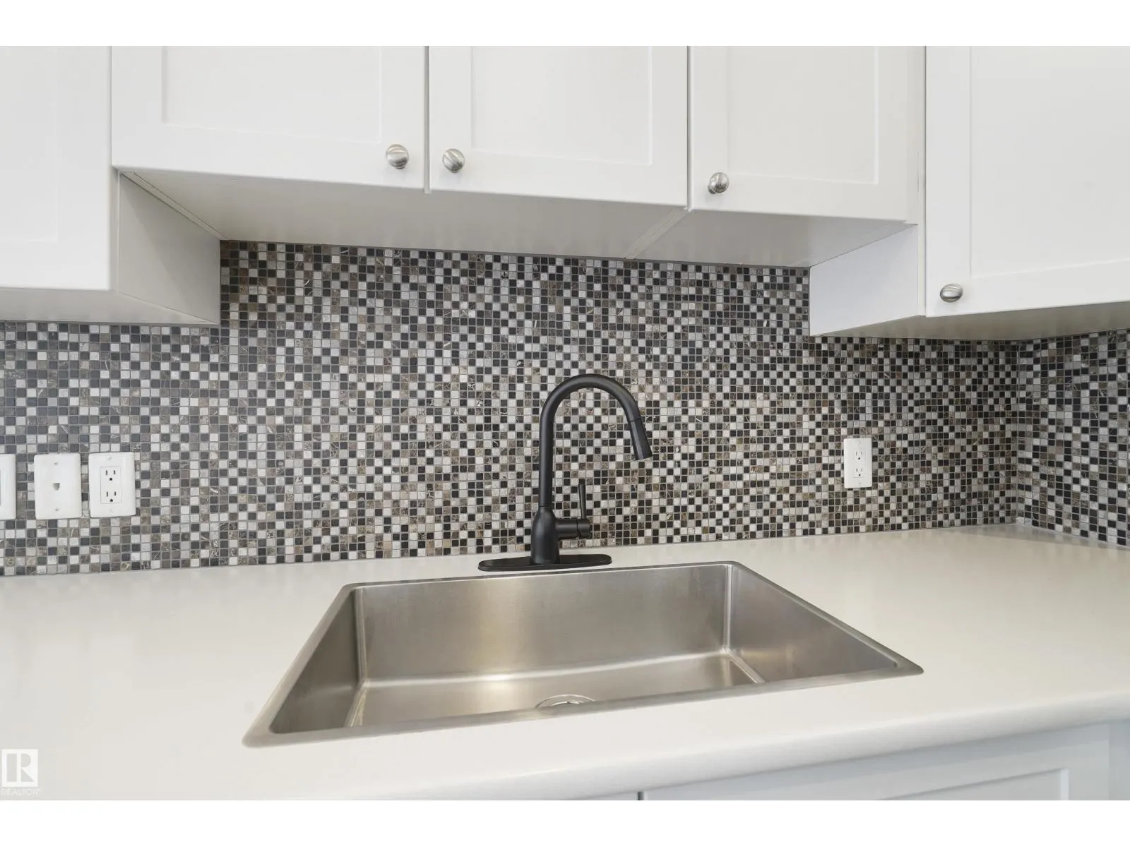 #414 10235 112 ST NW