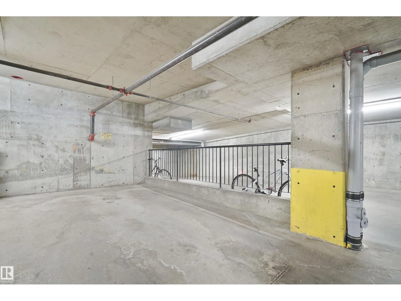 #414 10235 112 ST NW