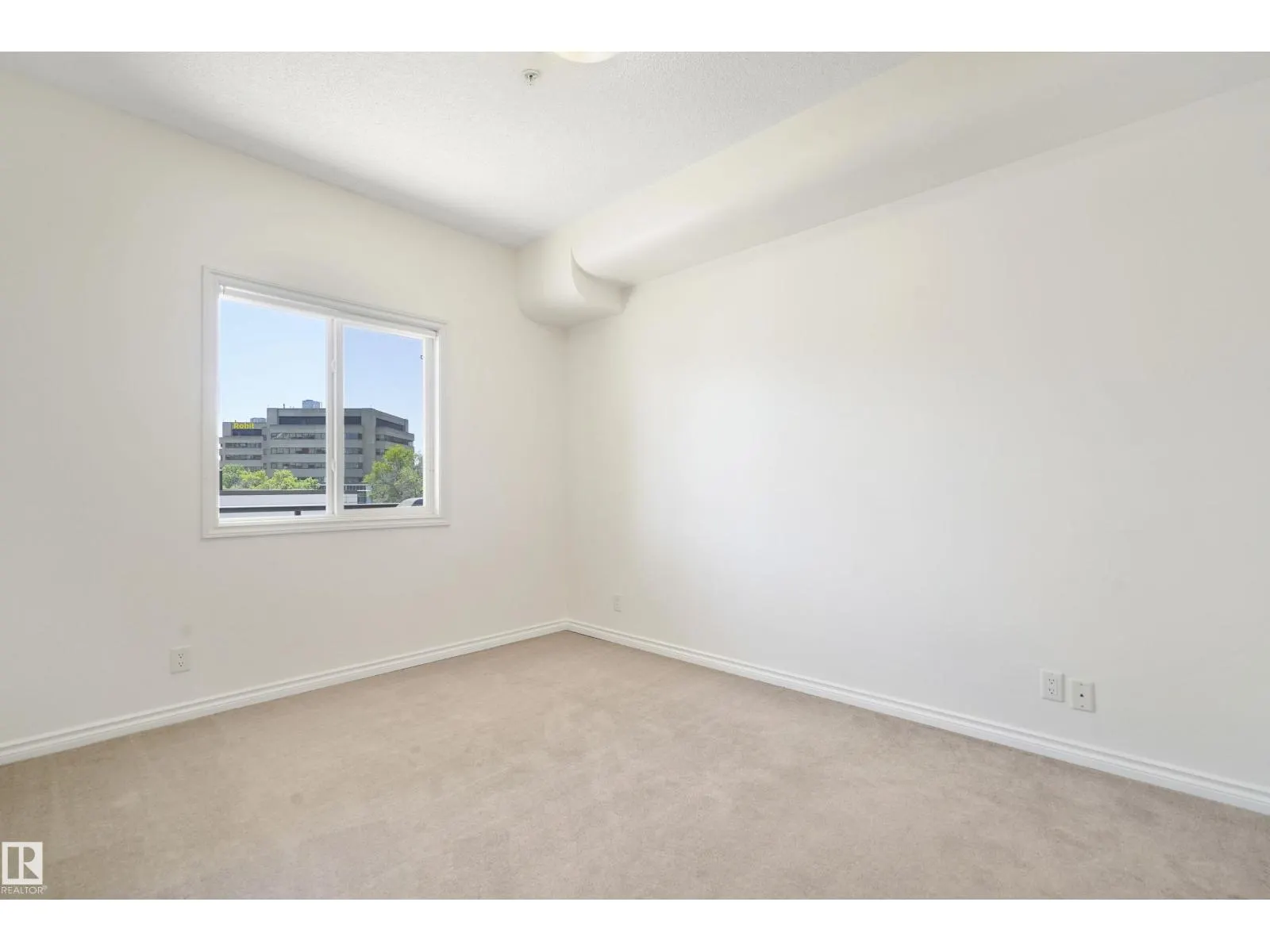 #414 10235 112 ST NW
