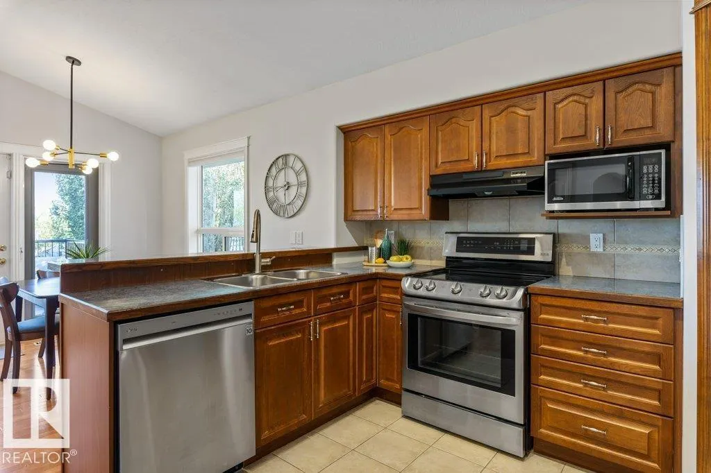 10616 183 AV NW