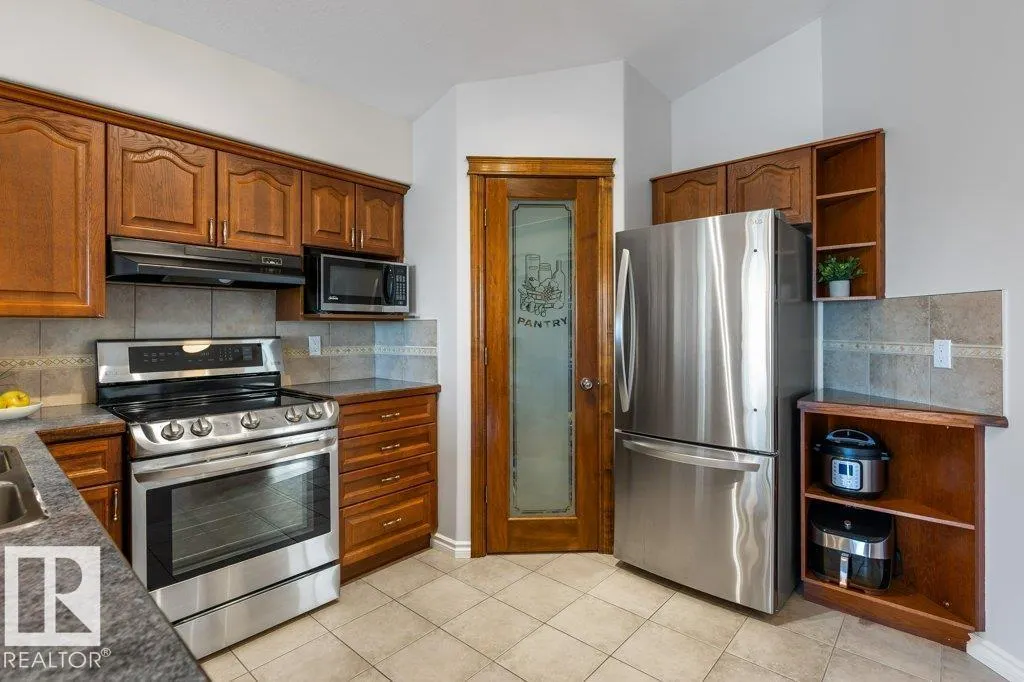 10616 183 AV NW