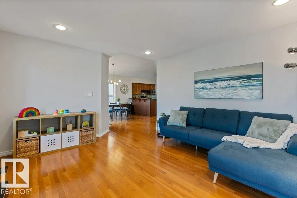 10616 183 AV NW