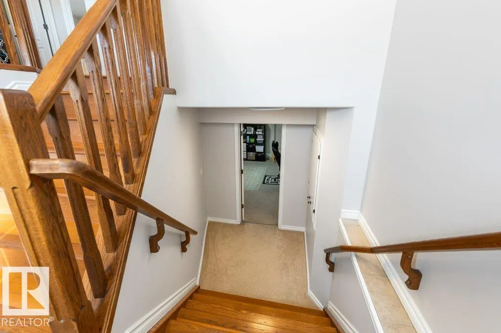 10616 183 AV NW