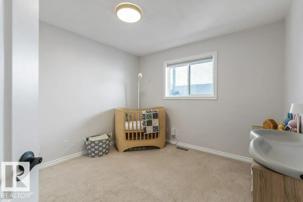 10616 183 AV NW