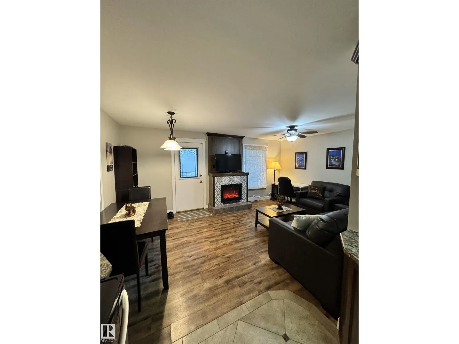 10115 105 ST