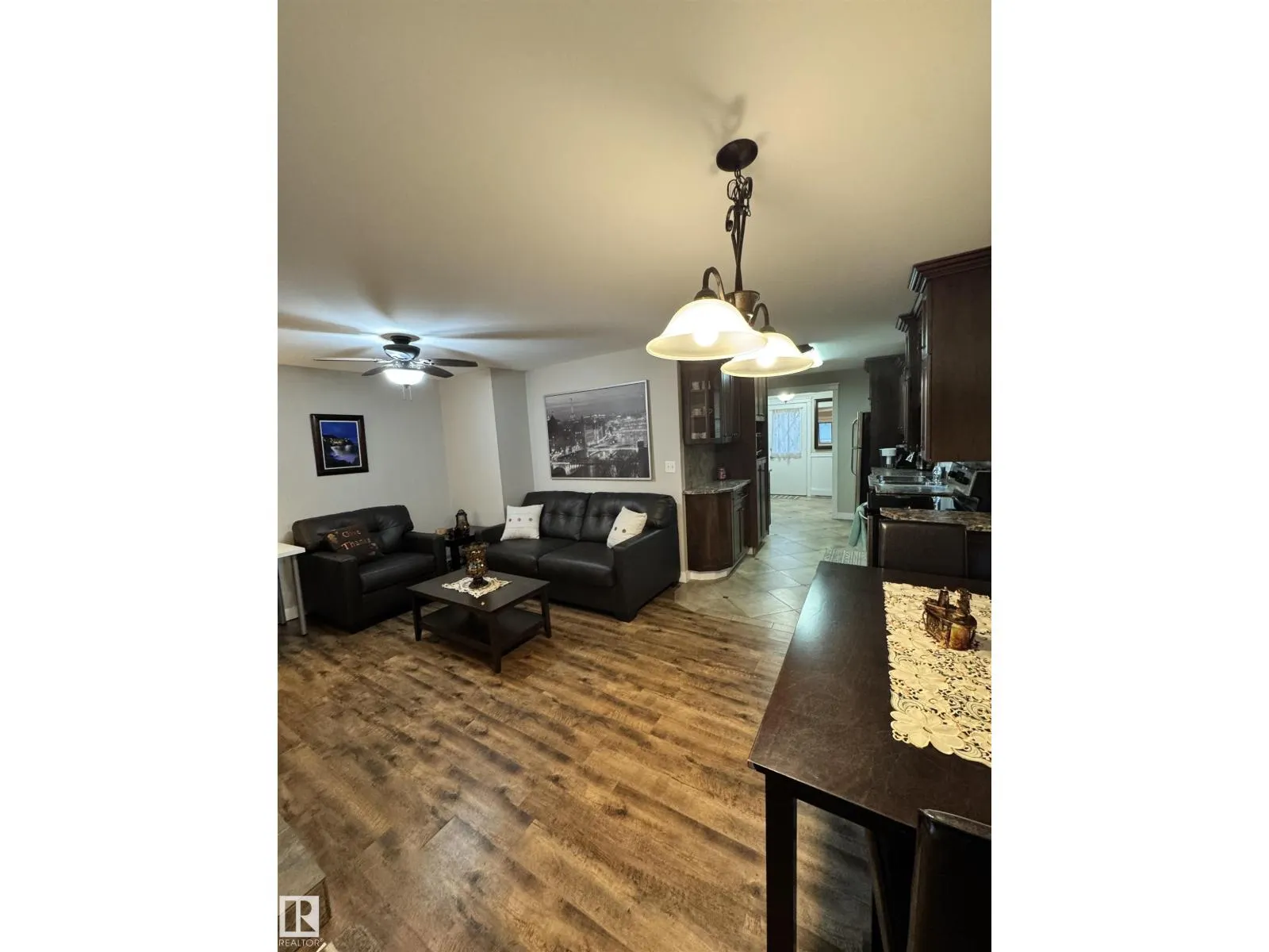 10115 105 ST