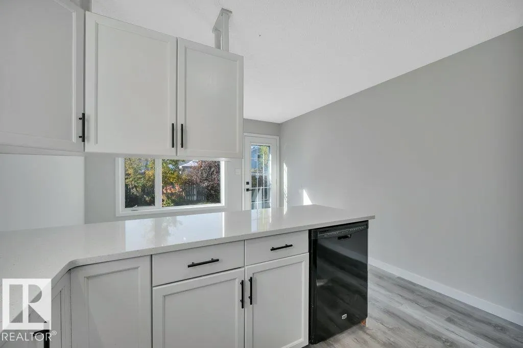 840 113A ST NW