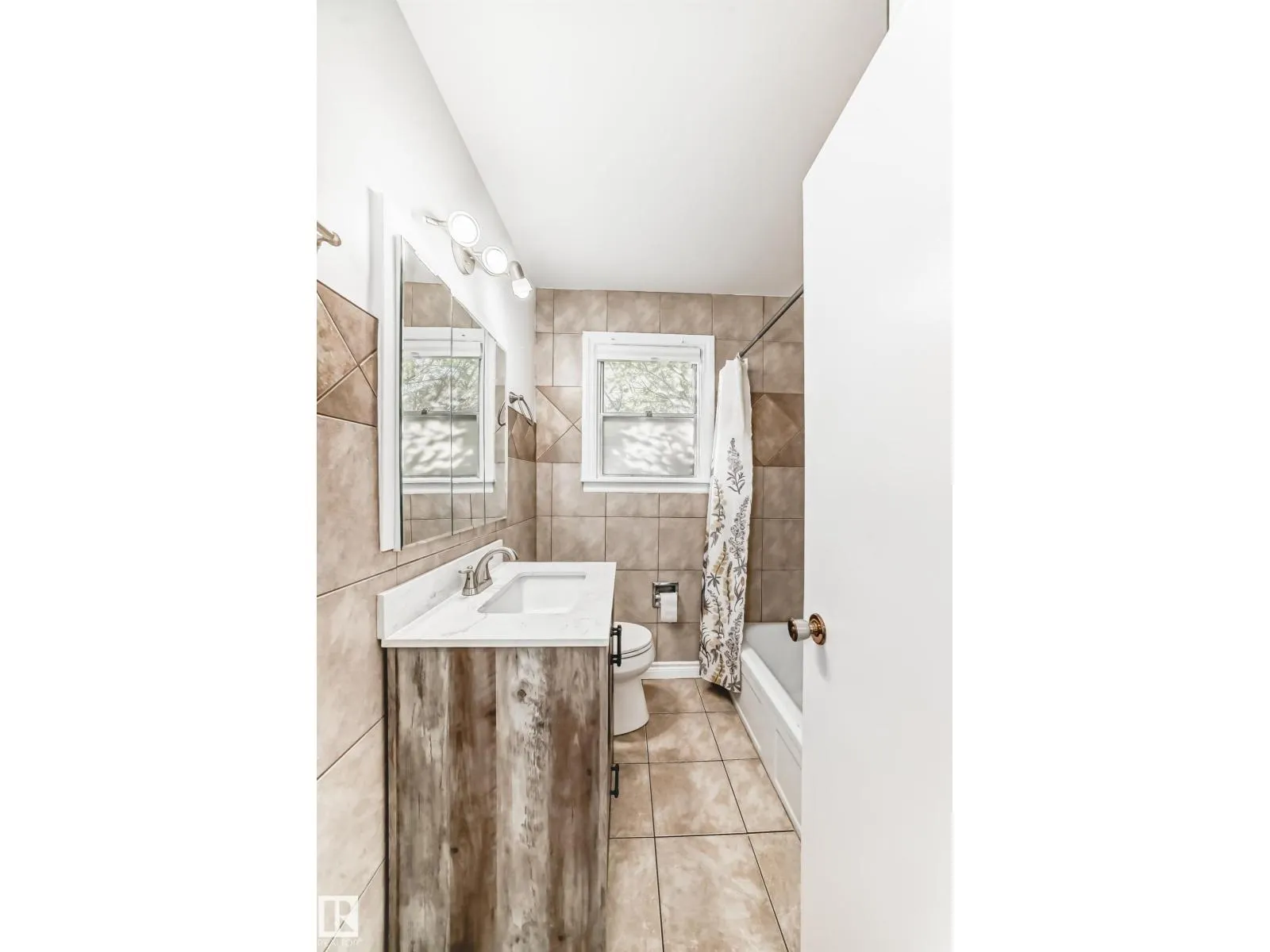 12920 93 ST NW
