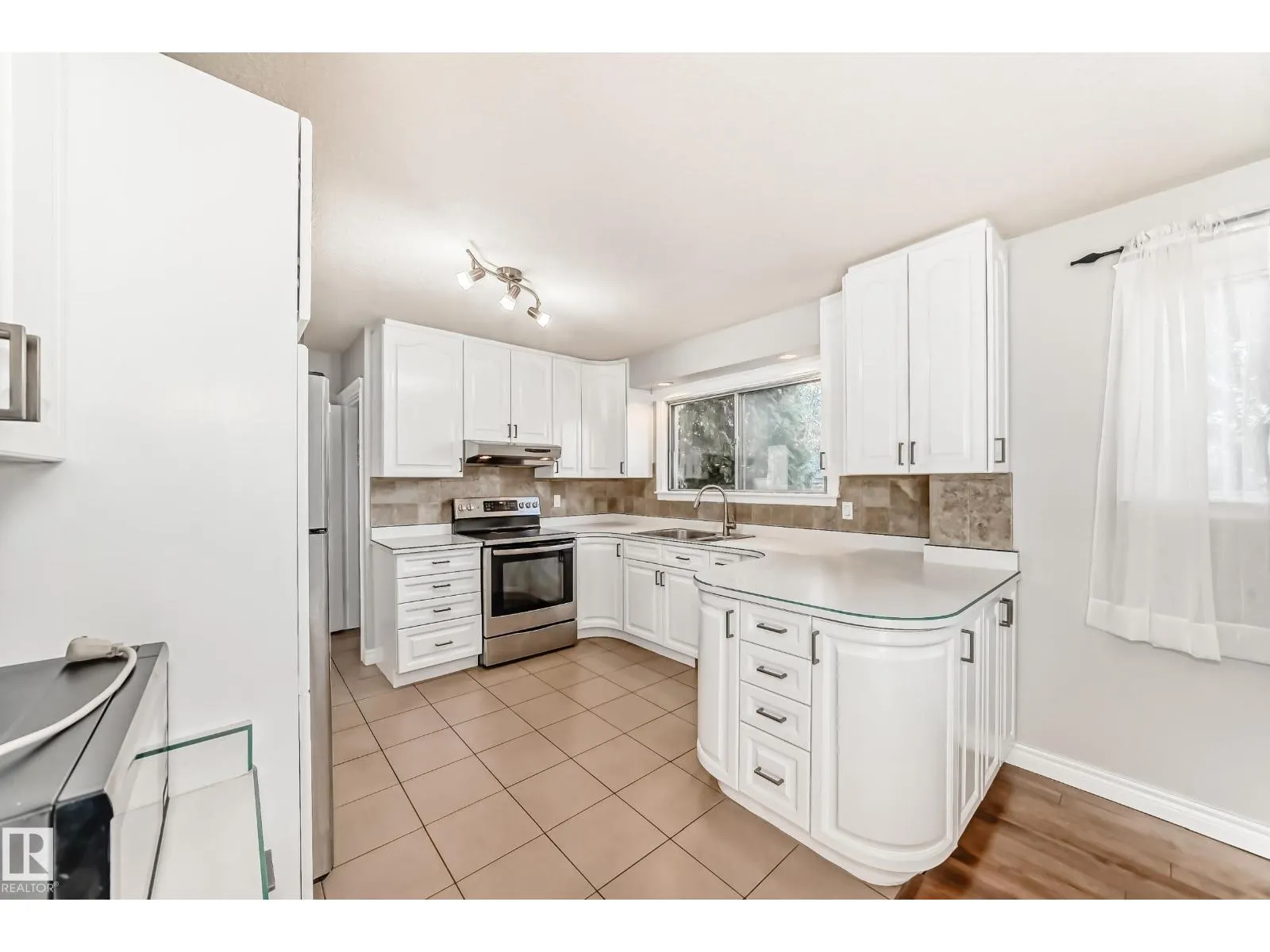 12920 93 ST NW