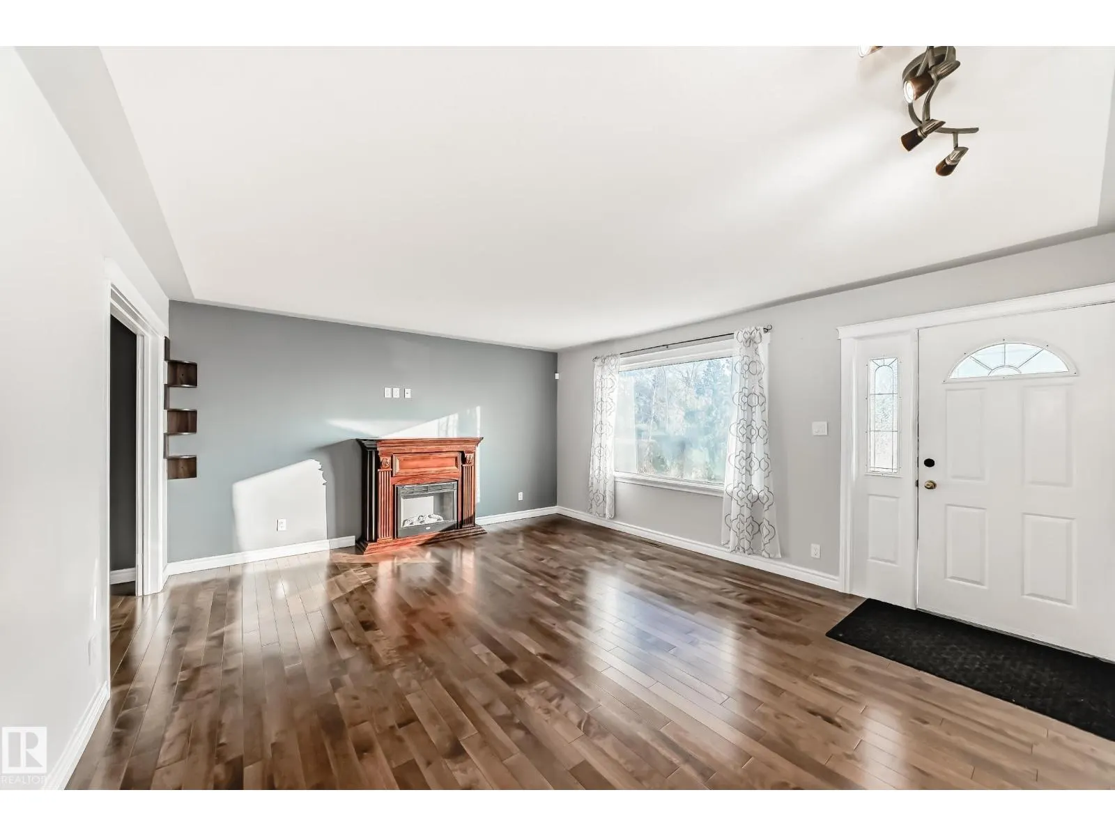 12920 93 ST NW