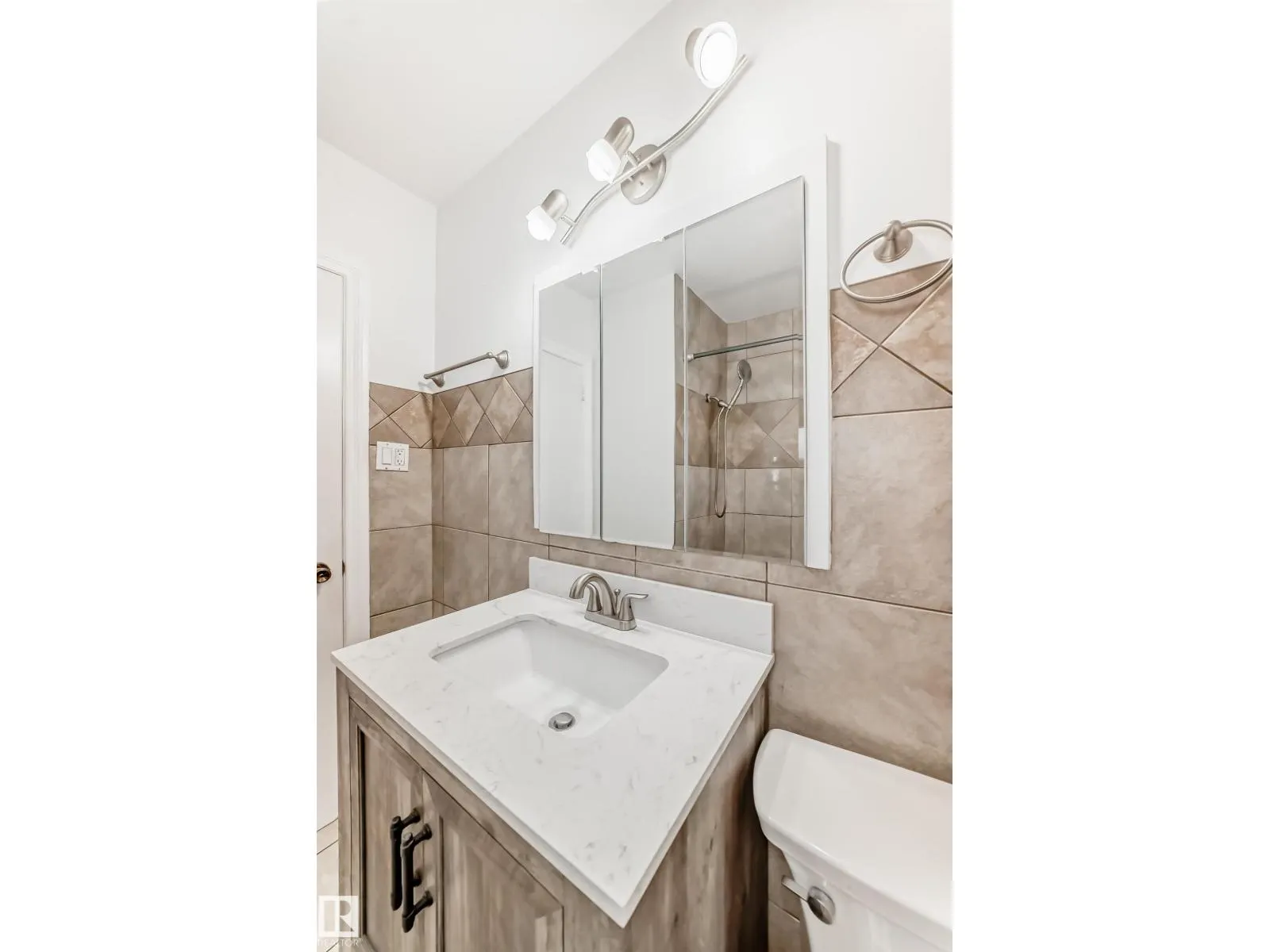 12920 93 ST NW