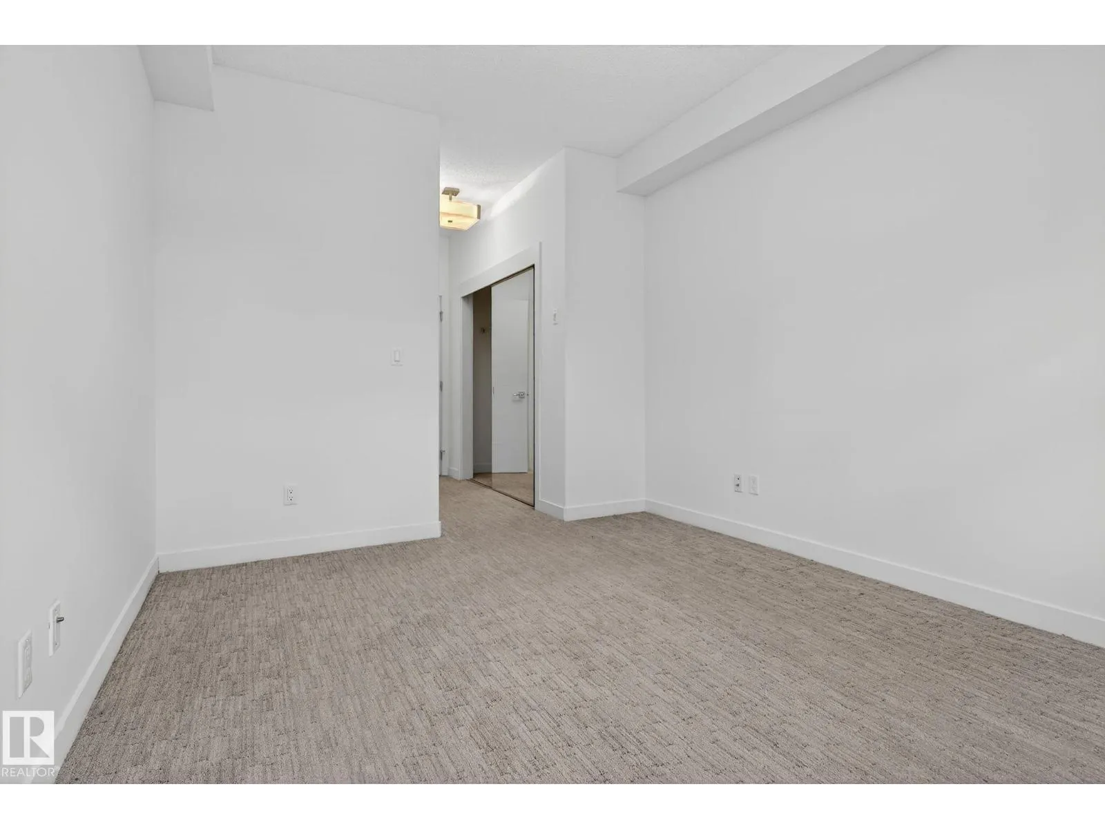 #103 10606 84 AV NW