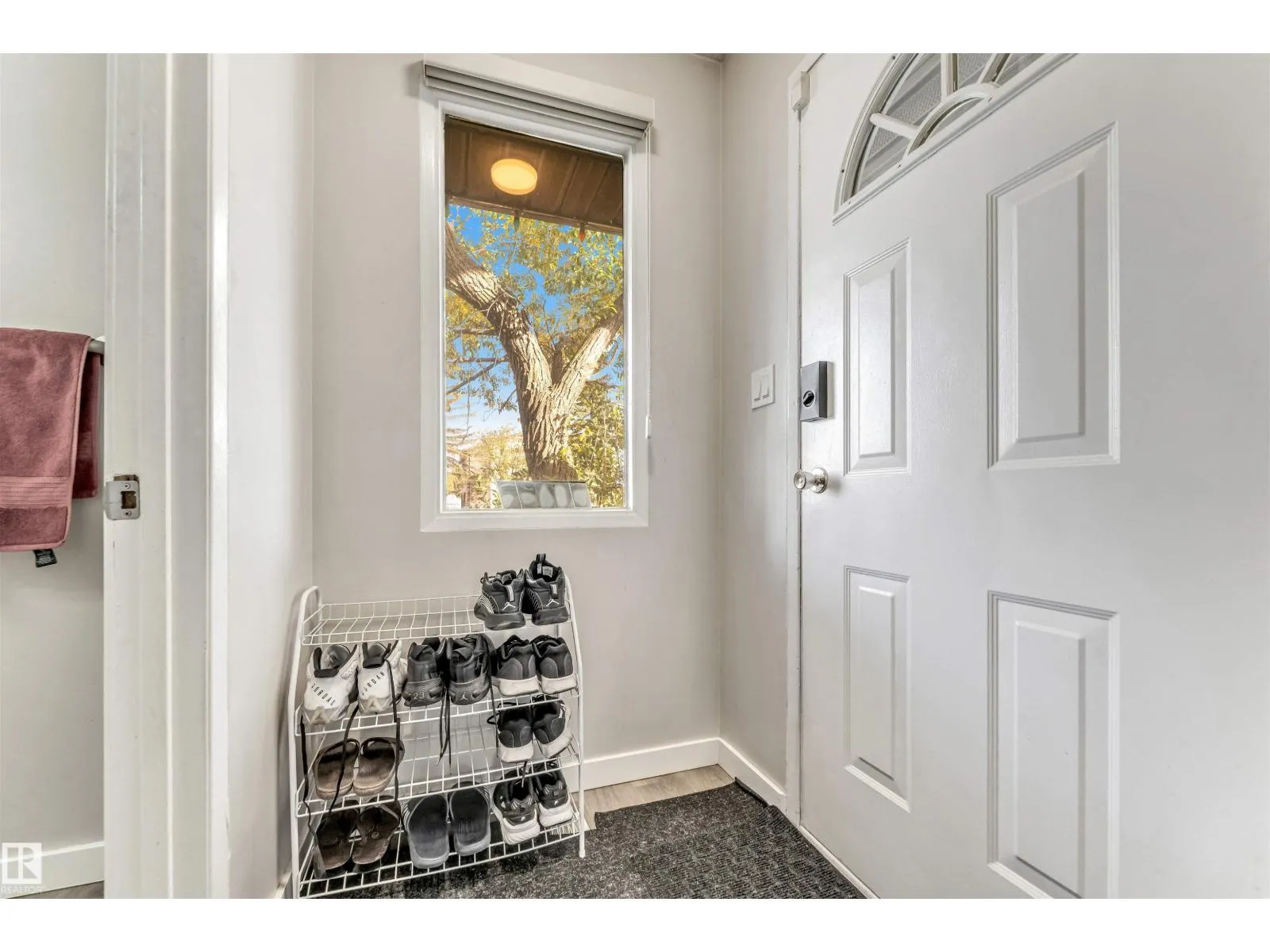 15304 121 ST NW