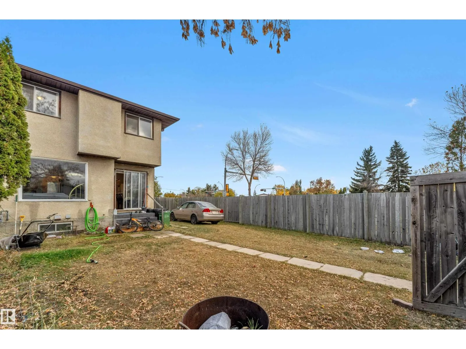 15304 121 ST NW