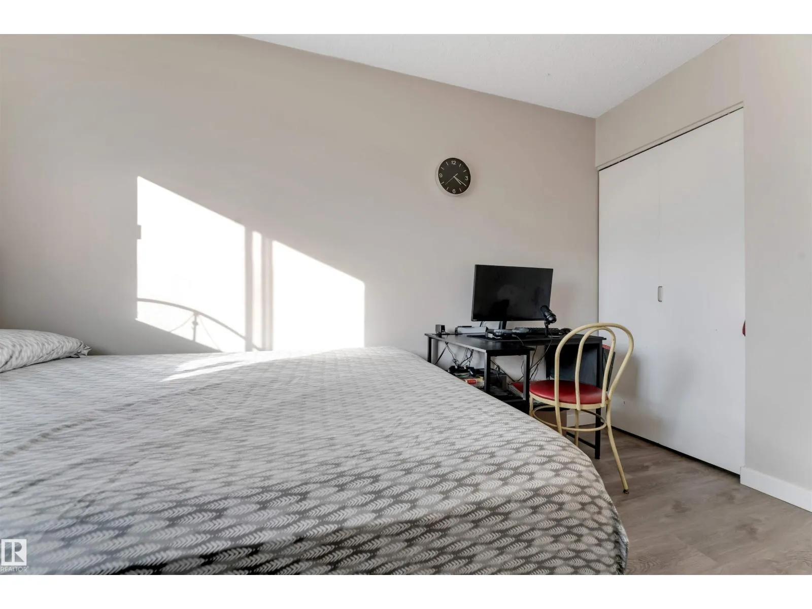 15304 121 ST NW