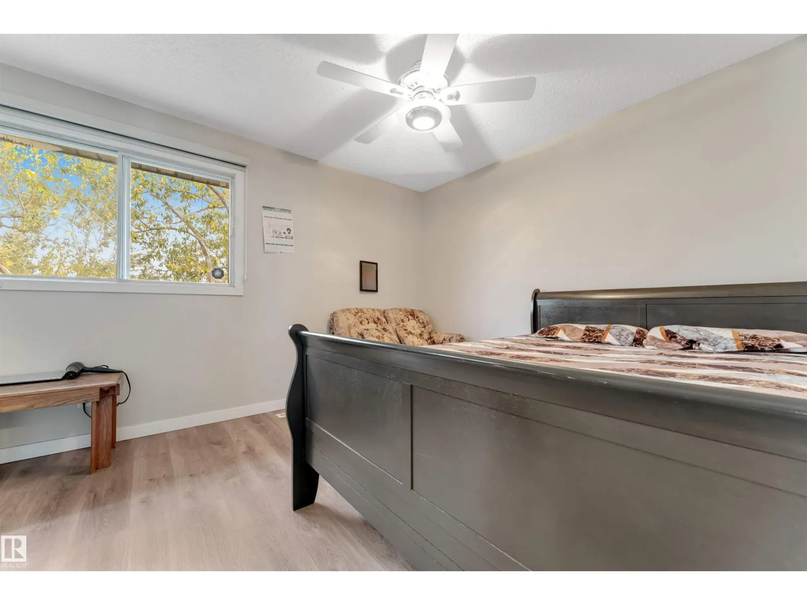 15304 121 ST NW