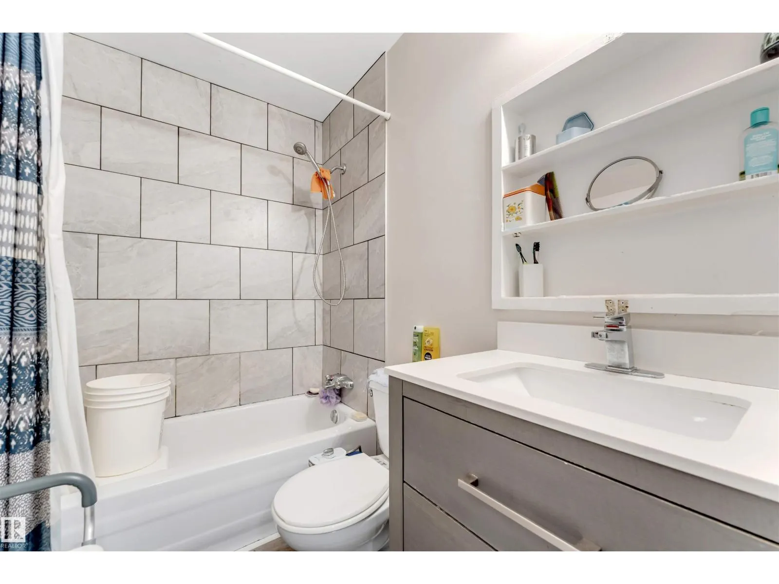 15304 121 ST NW