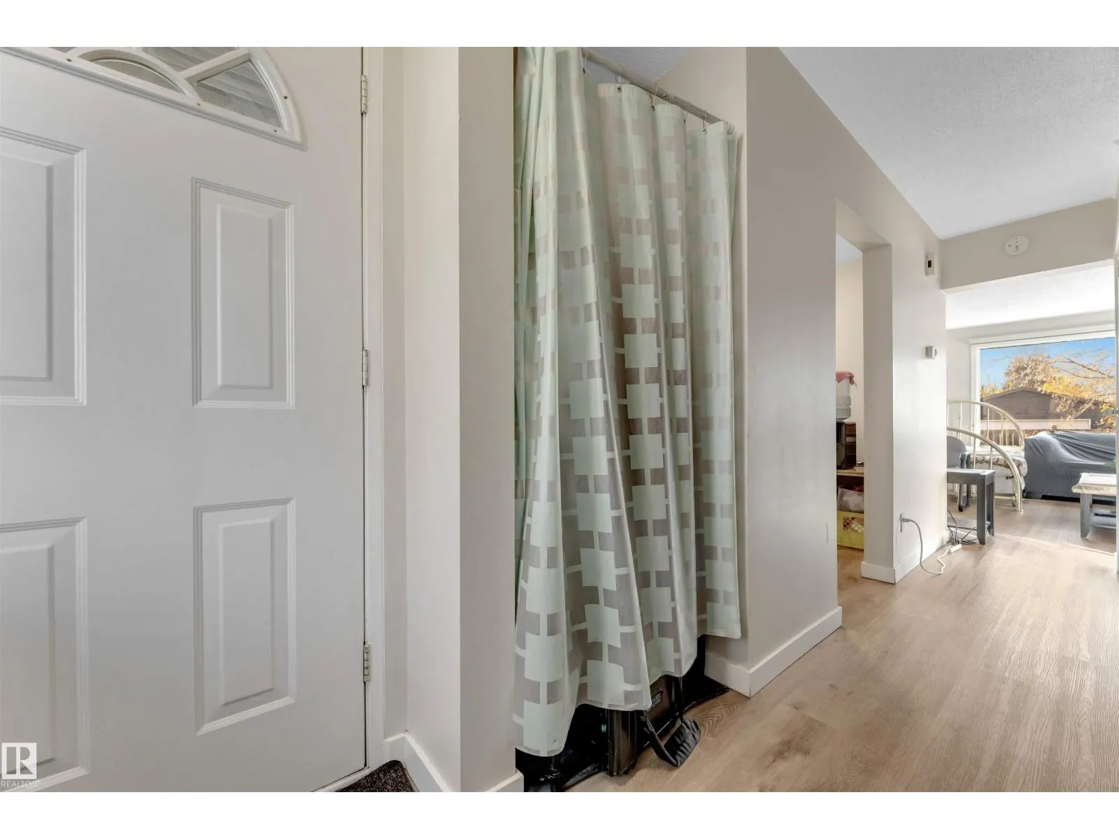 15304 121 ST NW