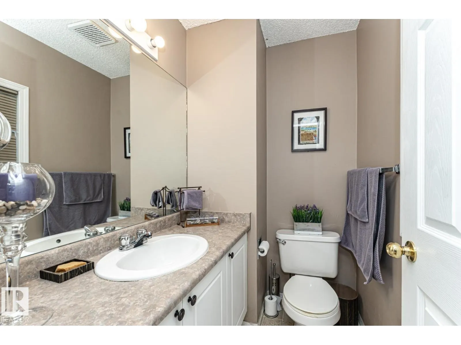 #46 14803 MILLER BV NW