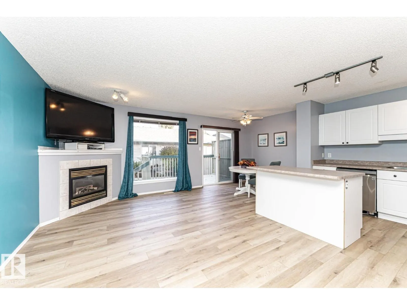 #46 14803 MILLER BV NW