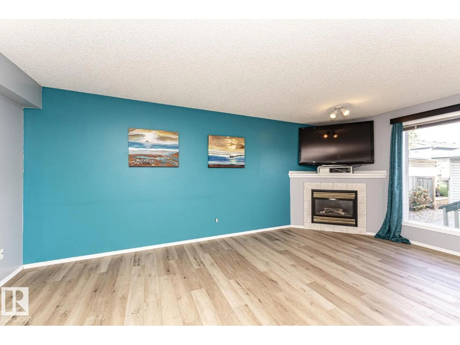 #46 14803 MILLER BV NW