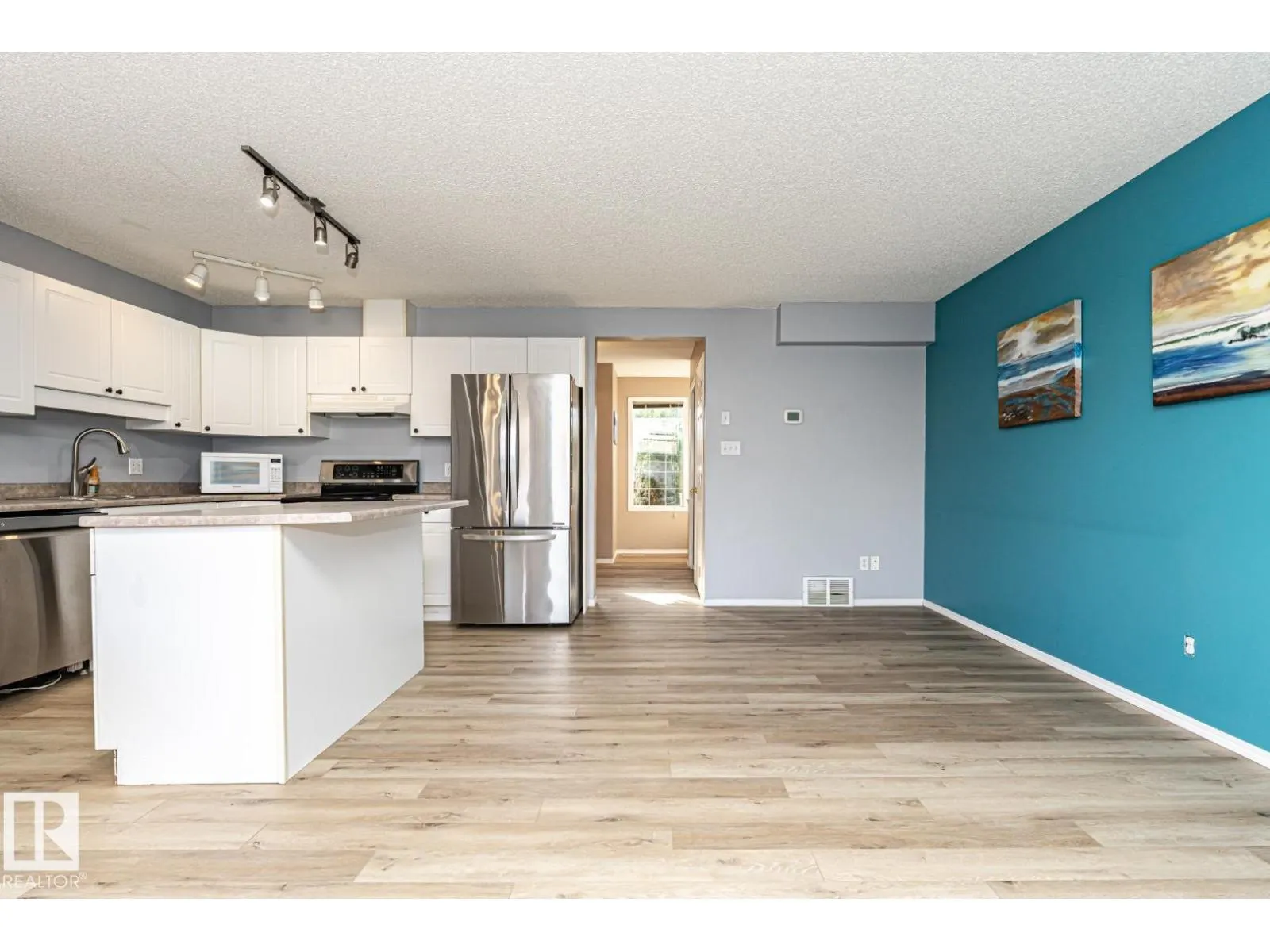 #46 14803 MILLER BV NW