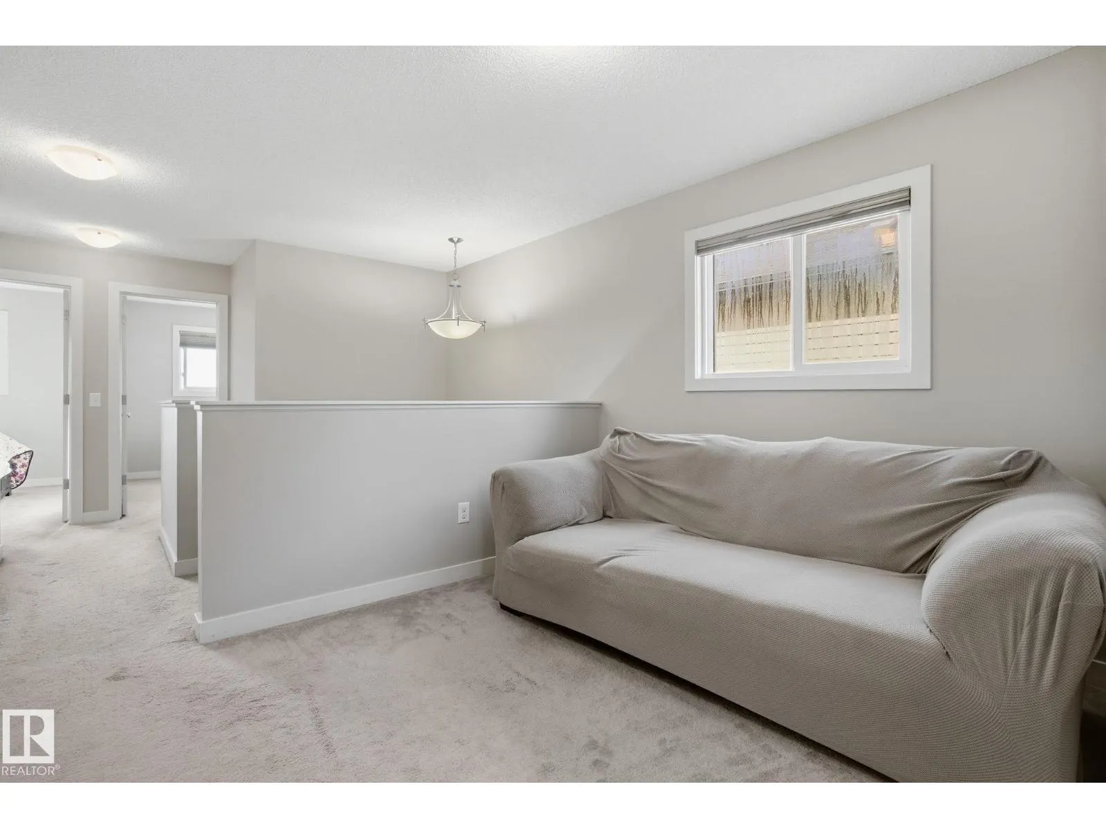 3217 11 AV NW