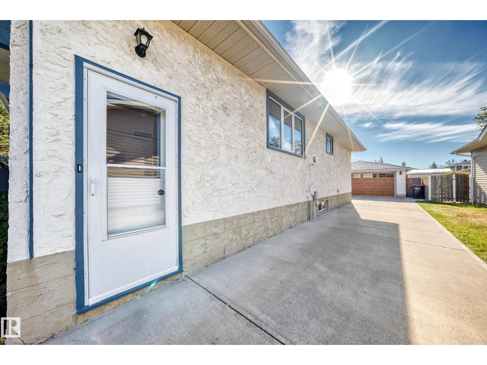 43 GROVELAND RD