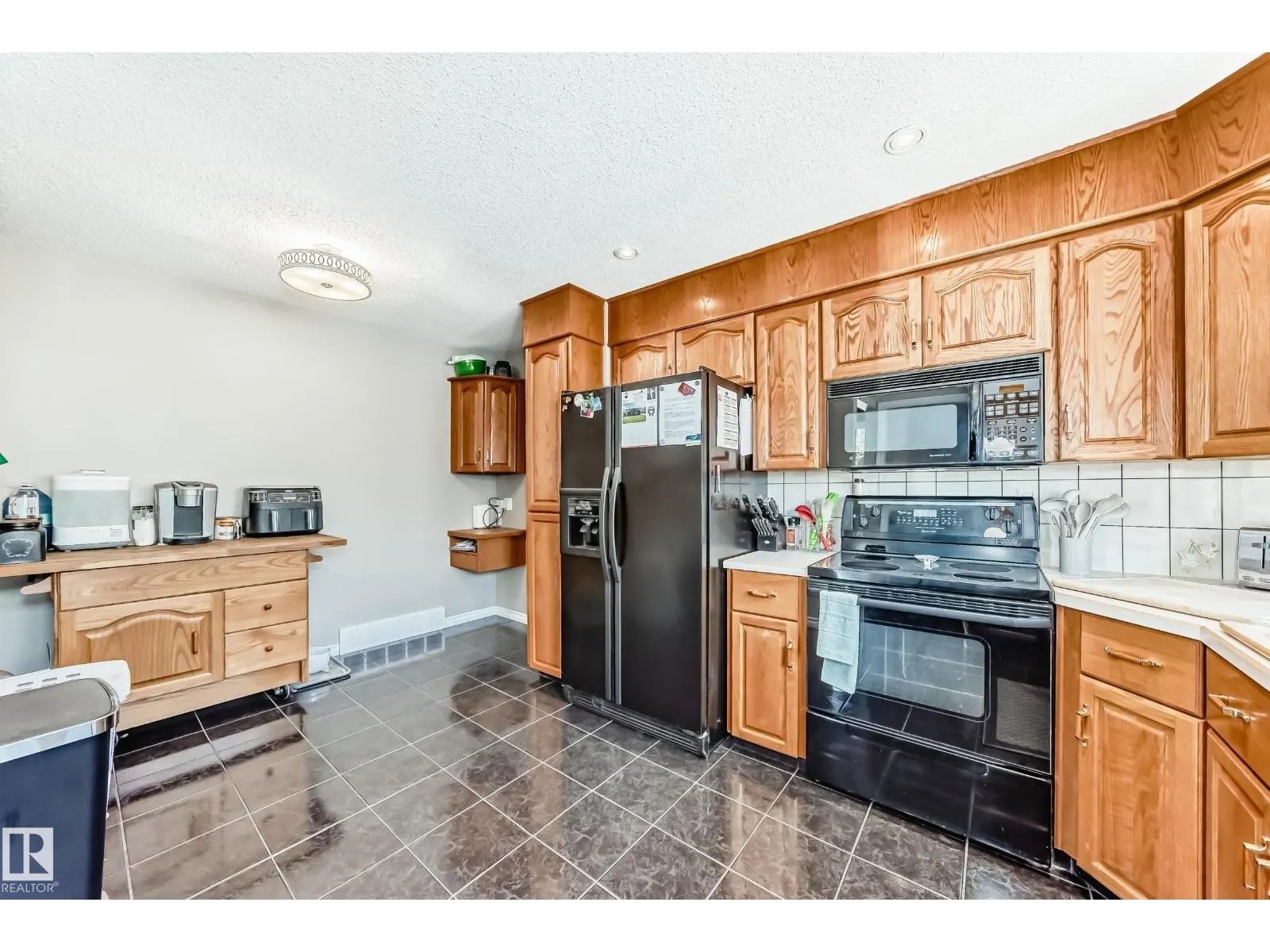 43 GROVELAND RD