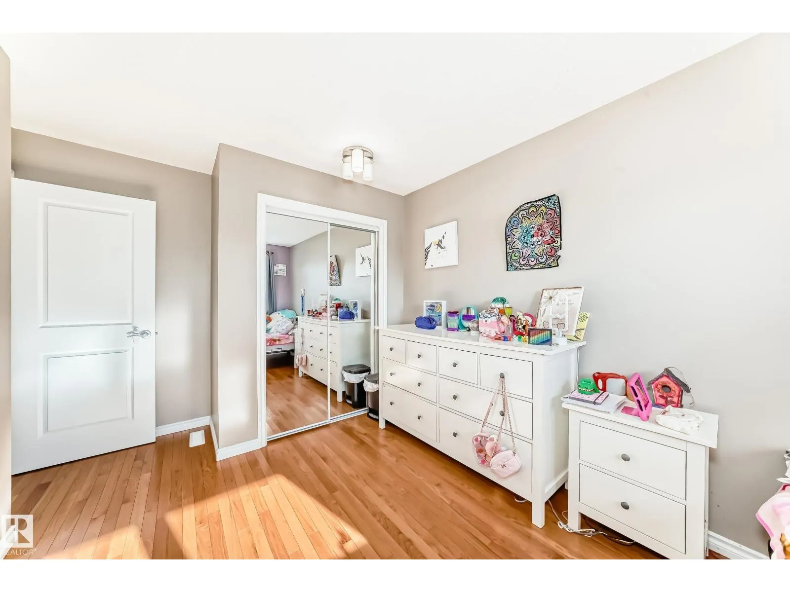 43 GROVELAND RD