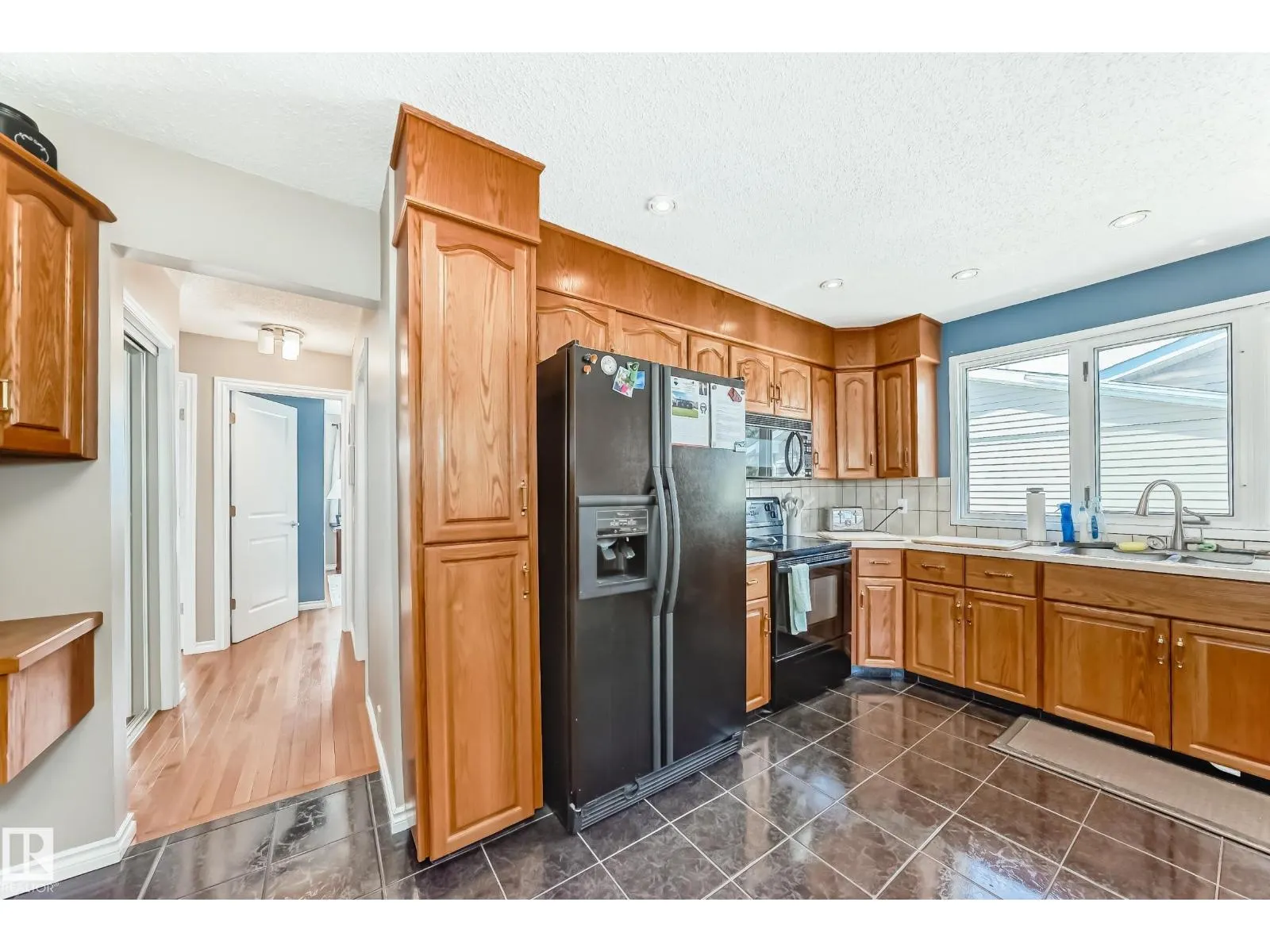 43 GROVELAND RD
