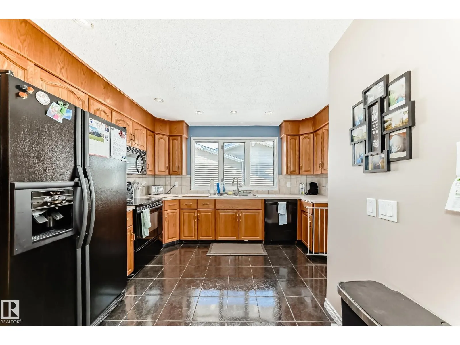 43 GROVELAND RD