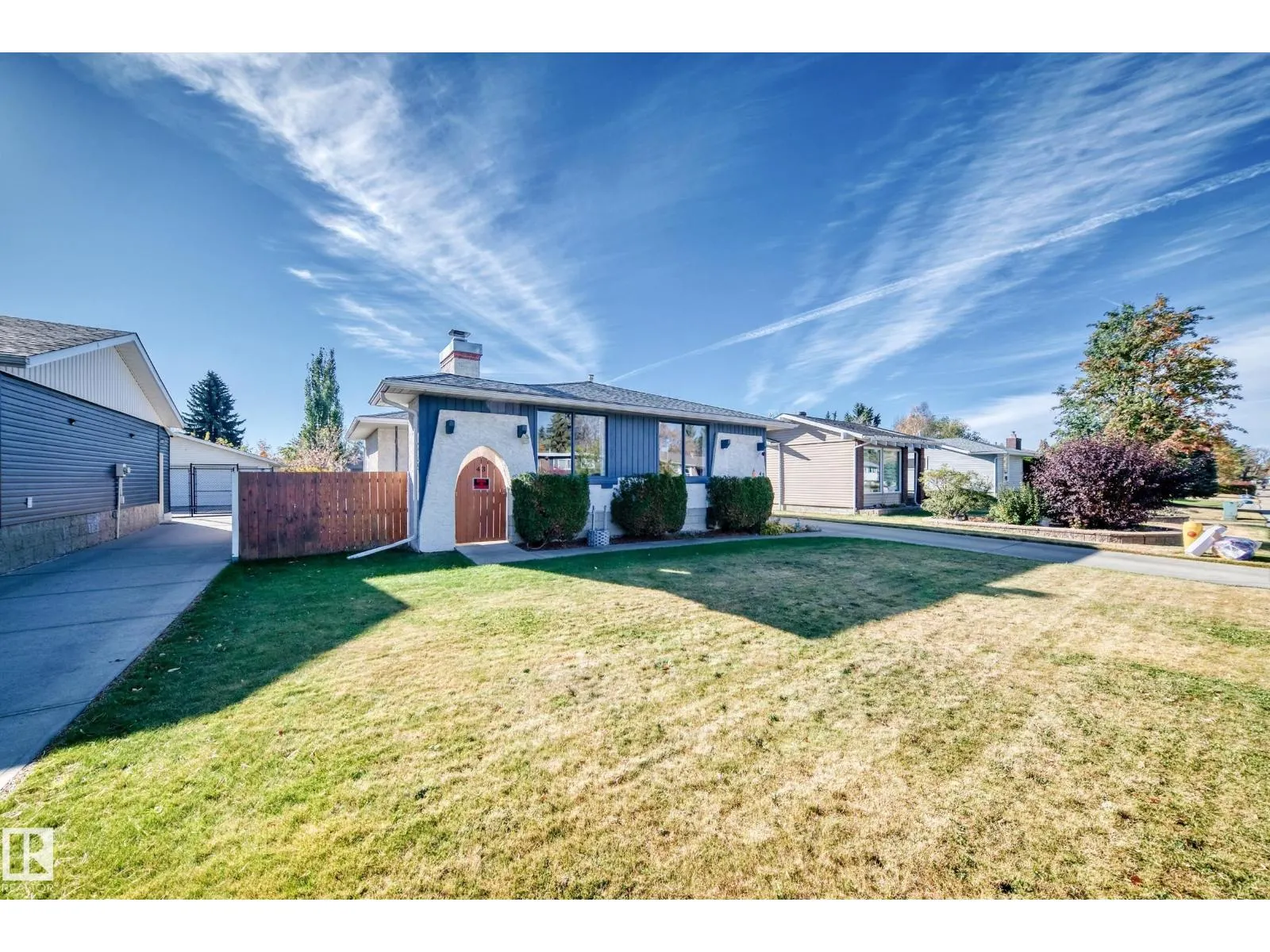 43 GROVELAND RD