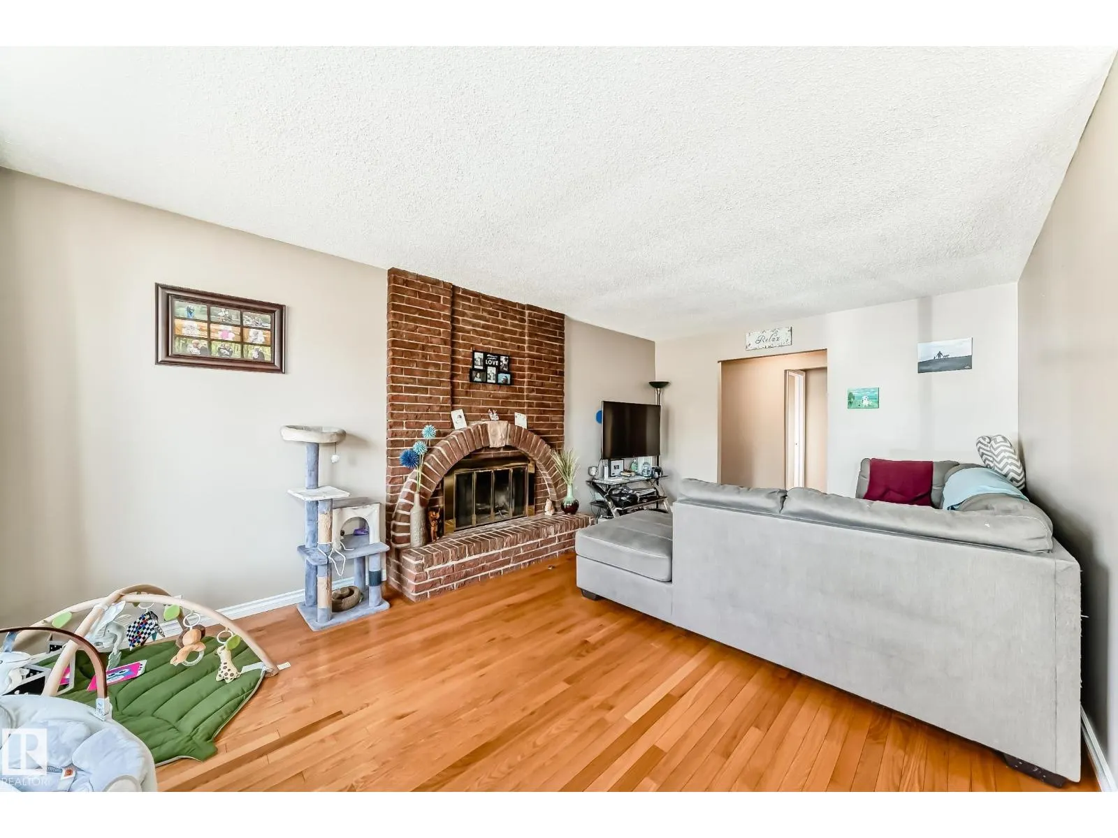 43 GROVELAND RD